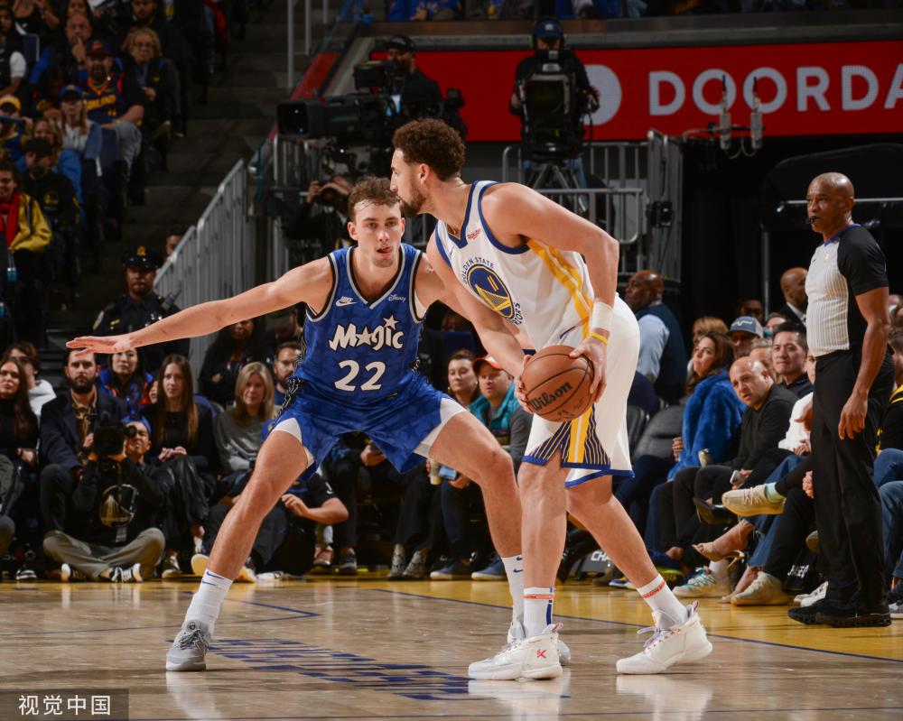 更加充分的 更加充分的